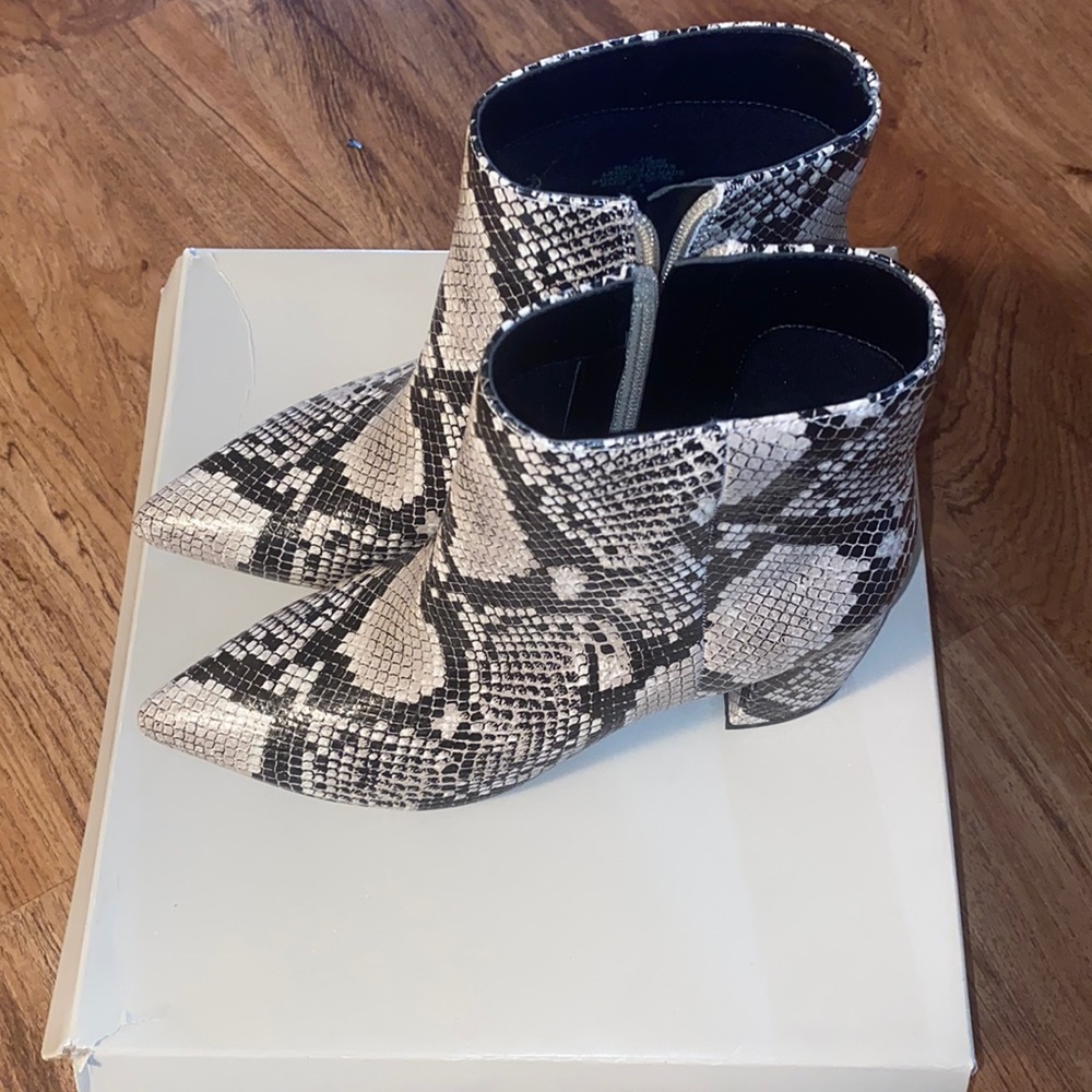 Women’s Shoes